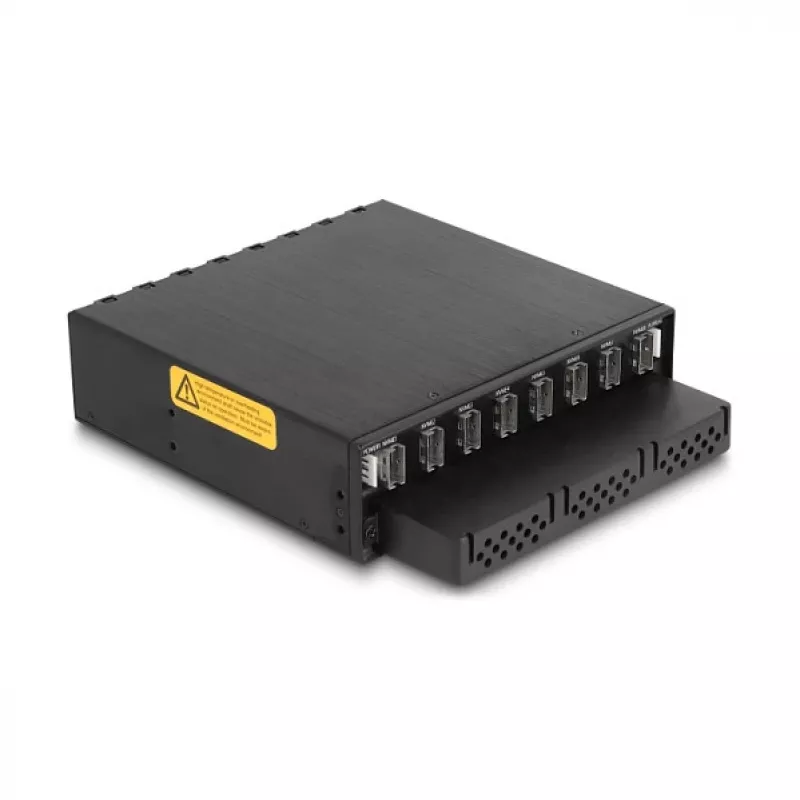 5.25? Wechselrahmen für 8 x M.2 NVMe SSD mit Slim SAS SFF-8654 Anschluss