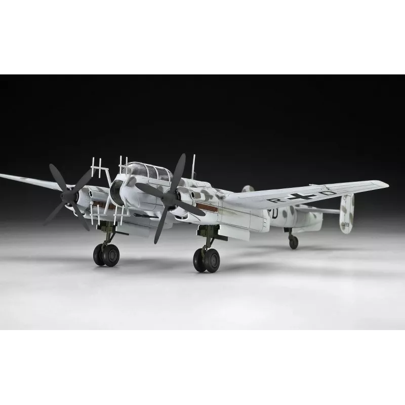 Plastikowy model do sklejania REVELL Arado AR-240 w skali 1/72 — model samolotu do montażu