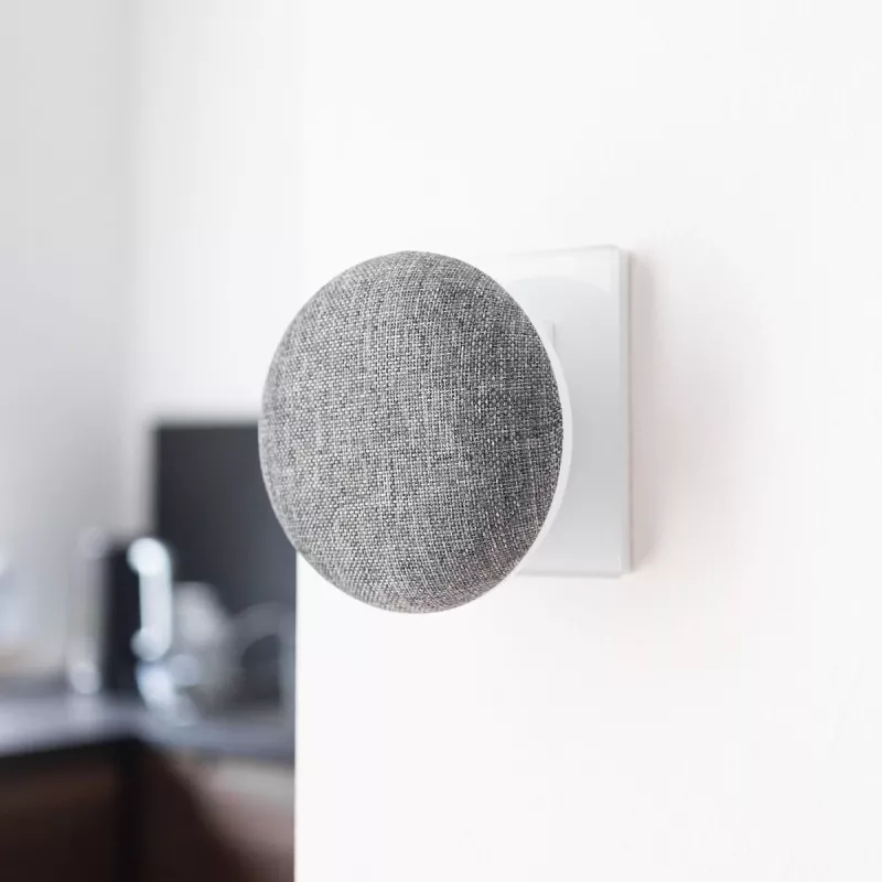 Dzwonek bezprzewodowy Hombli Doorbell Chime 2 od Avanca International BV — bezprzewodowy 433,92 MHz, AC 110–240 V, wtyczka typu C, szary/biały