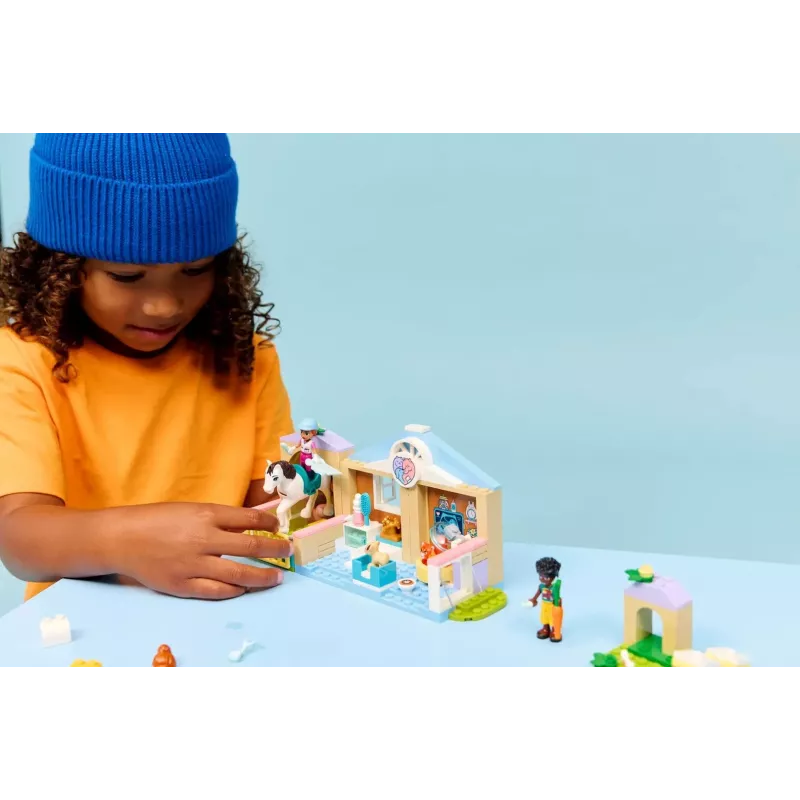 LEGO FRIENDS 42696 Klinika Weterynaryjna dla Zwierząt
