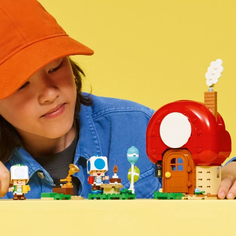 Klocki konstrukcyjne LEGO Super Mario Impreza w domku Toada zestaw 72041 z interaktywnymi funkcjami zabawy
