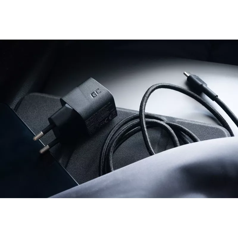 Ładowarka do urządzeń mobilnych zielony Cell CHARGC06, USB-C 33W, Quick Charge 3.0, wejście AC 100–240V, czarna