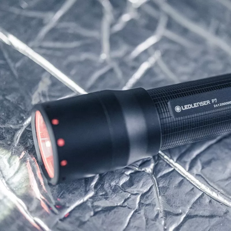 Latarka ręczna LED Ledlenser P7 Czarny