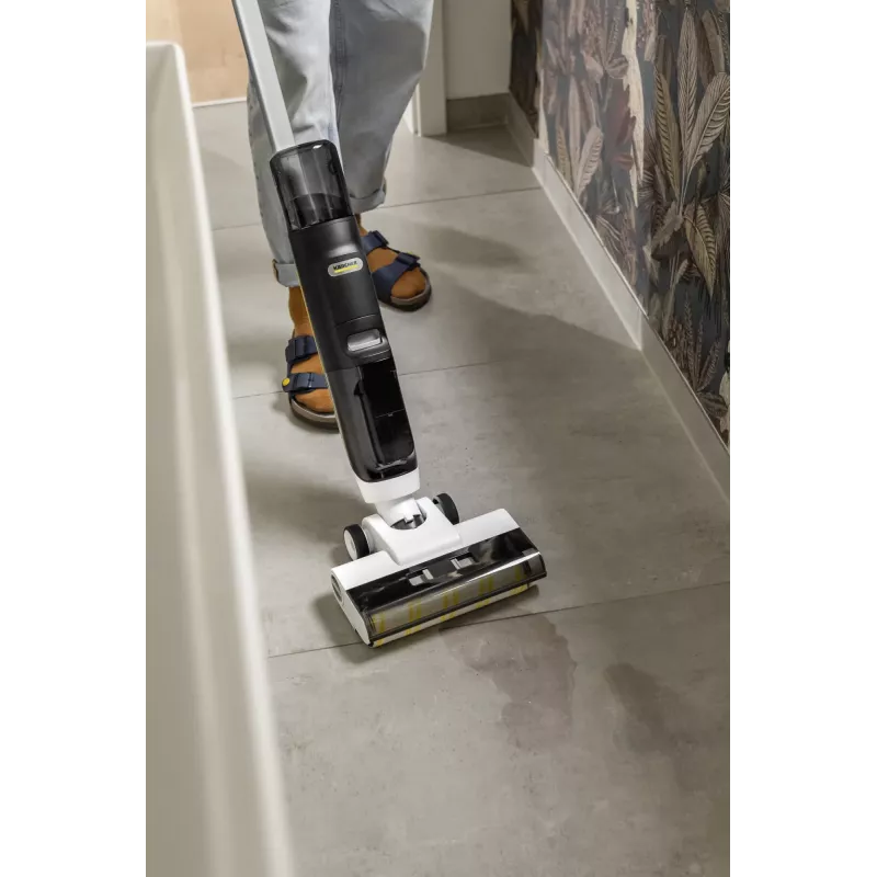 Odkurzacz do podłóg trzy w jednym Karcher FCV 3 1.056-122.0 — do czyszczenia na sucho i mokro, 160 W, biały