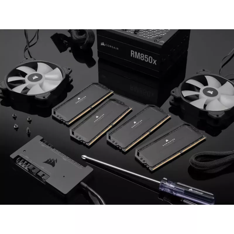 DIMM 32 GB DDR5-6400 (2x 16 GB) Dual-Kit, Arbeitsspeicher schwarz, CMT32GX5M2B6400C32, Dominator Platinum, INTEL XMP