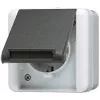 Gniazdo wtyczkowe CEE 7/3 Jung 820 W — obudowa termoplastyczna IP44, 250 V 16 A, czarno-biały