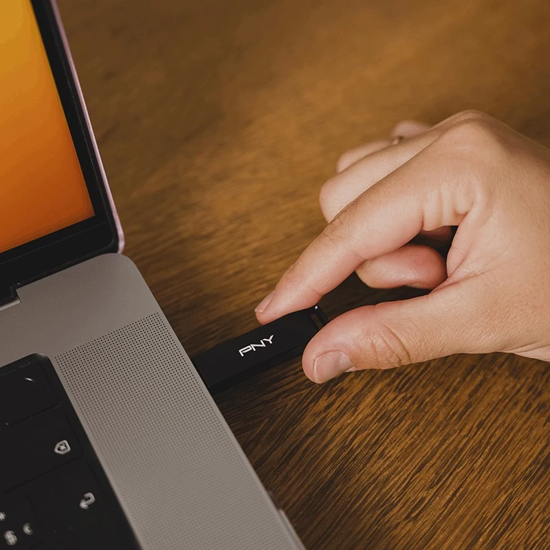 Pendrive PNY Elite-X 64 GB USB Type-C 3.2 Gen 1 (3.1 Gen 1) Czarny (P-FDI64GELTXC-GE)
