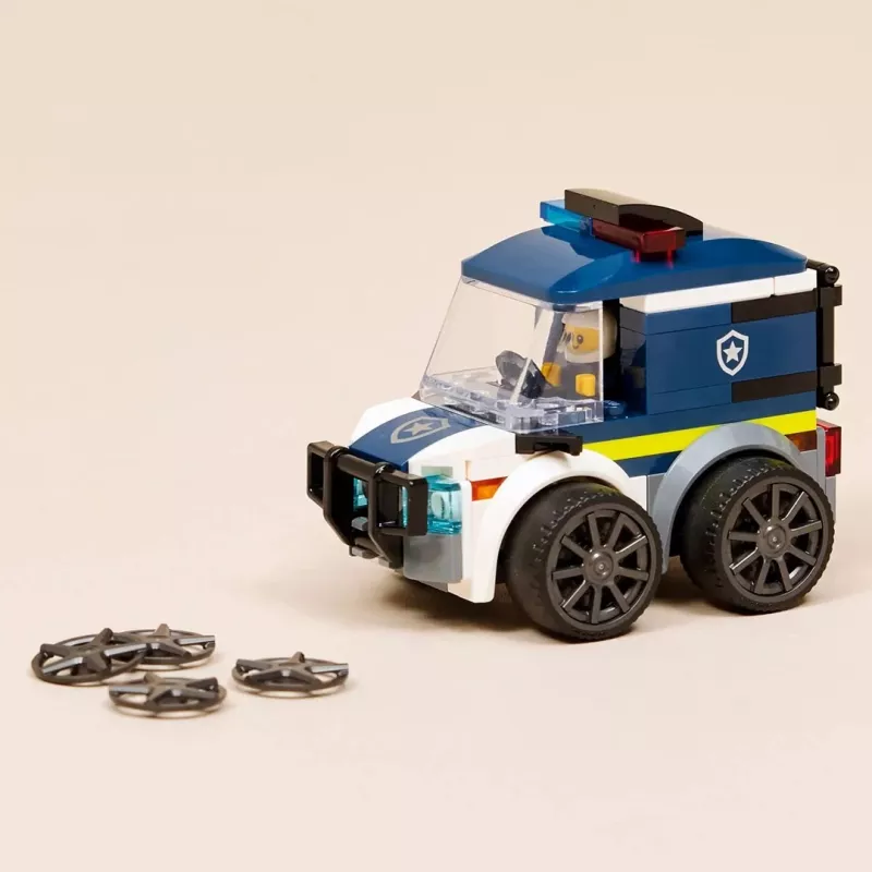 LEGO CITY 60481 Rides - Policyjna ciężarówka