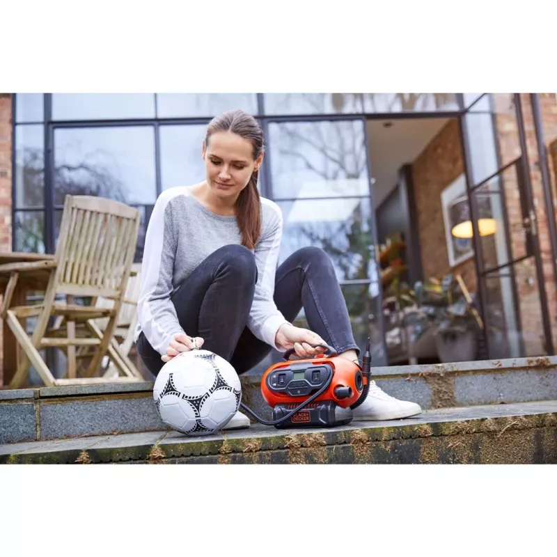 Kompresor powietrza Black & Decker BDCINF18N-QS 160 l/min AC/Zapalniczka samochodowa