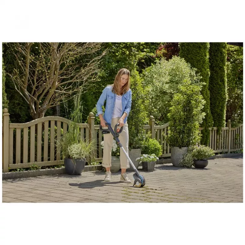 Szczotka do usuwania chwastów elektryczna GARDENA 14821-20 obudowa stalowa lekka