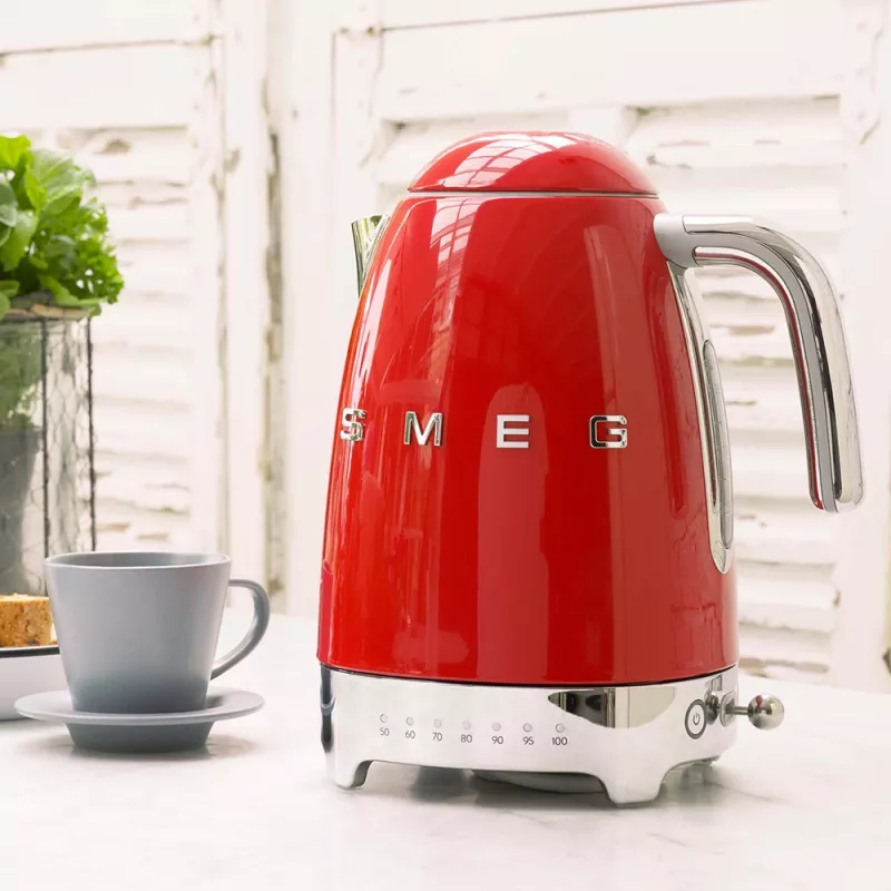 Czajnik elektryczny Smeg 1.7L 2400W Czerwony