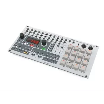 Obudowa Eurorack dla automatu perkusyjnego Behringer RS-9 — obudowa modułu Eurorack