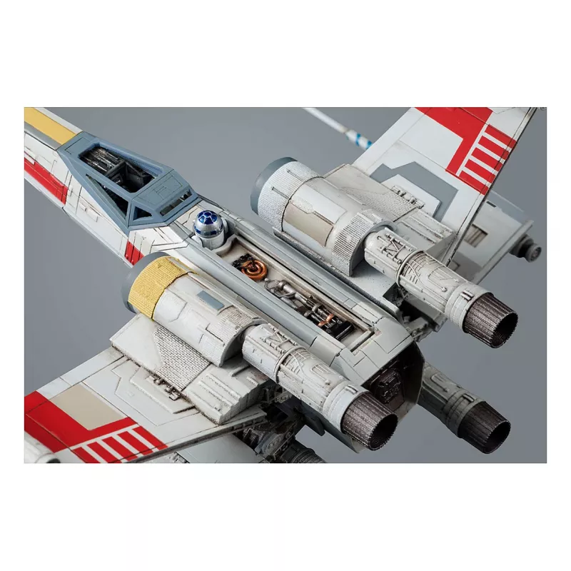 Zestaw do montażu modelu wahadłowca REVELL skala 1:72 — X-Wing Starfighter, długość 100 mm