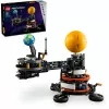 LEGO Technic Pianeta Terra e Luna in Orbita – Giochi Spaziali per Bambini e Bambine da 10 Anni in Su, Sistema Solare Giocattolo da Costruire con Pianeti
