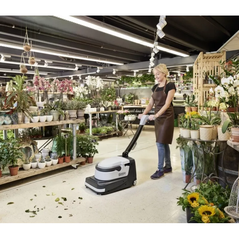 Nilfisk SC250 środek do czyszczenia podłóg/suszarka 300 W 680 m²/h do prowadzenia (9087380020)