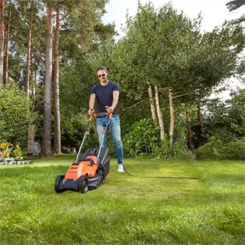 Elektryczna kosiarka do trawy Czarny & Decker z regulacją wysokości cięcia 1200 W Szerokość cięcia (maks.) 32 cm