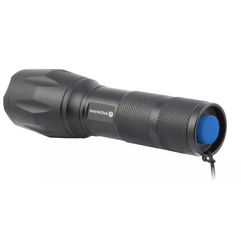 Latarka everActive FL600 — 600 lm, 10 W, obudowa aluminiowa, IPX4, 130 mm, 3×AAA, czerwona