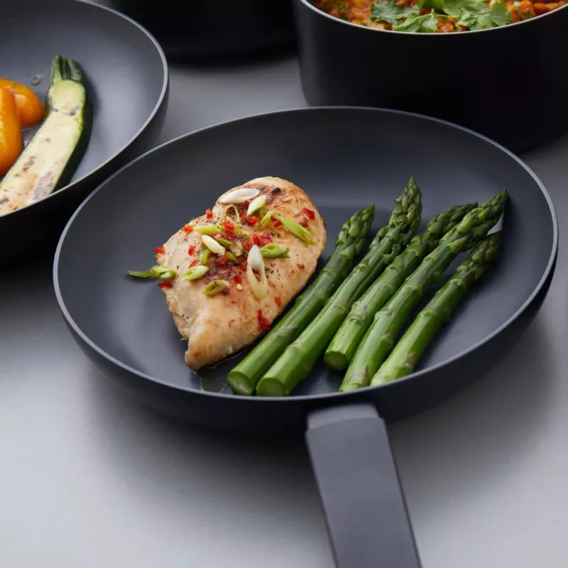 Patelnia Russell Hobbs 24 cm nieprzywierająca aluminiowa RH028371EU7