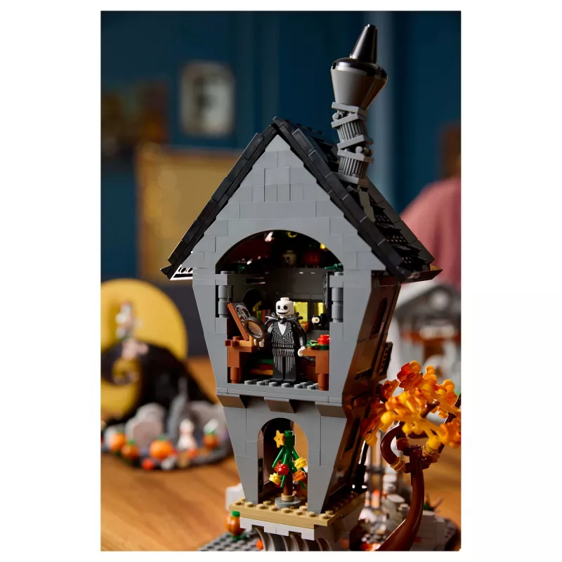 LEGO Ideas — Miasteczko Halloween Tima Burtona (21351)