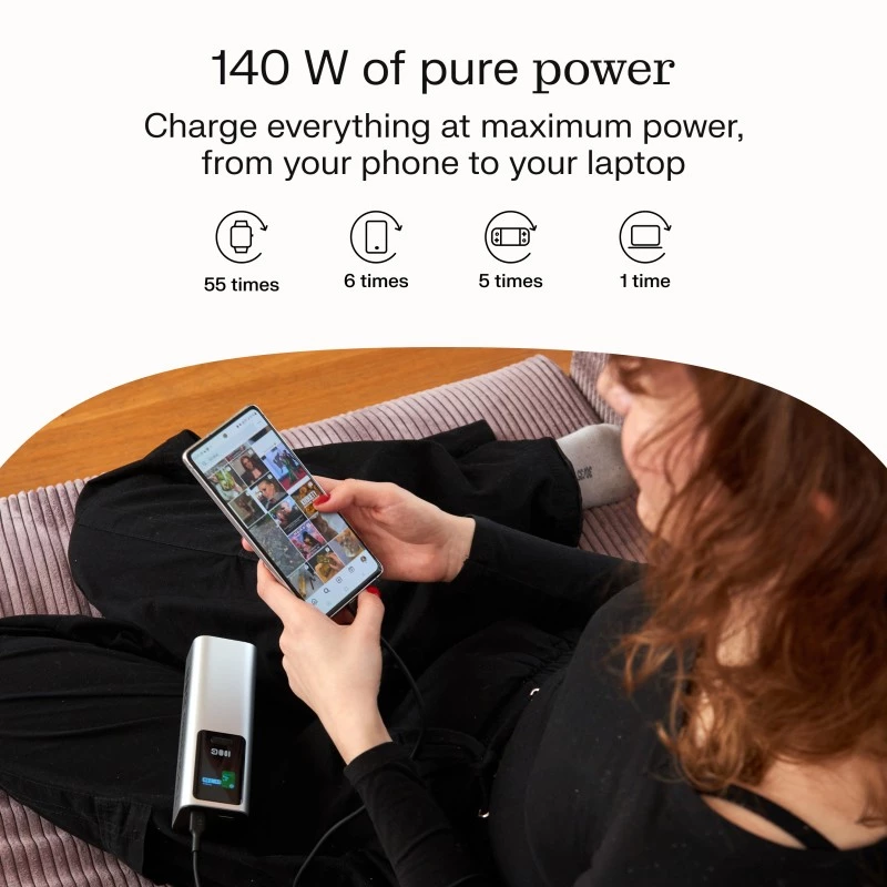 Przenośny akumulator Green Cell PBGC25UD, 25200 mAh, Li‑Ion, 140 W mocy całkowitej, 2× USB‑C + 1× USB‑A, wyświetlacz OLED, aluminiowa obudowa
