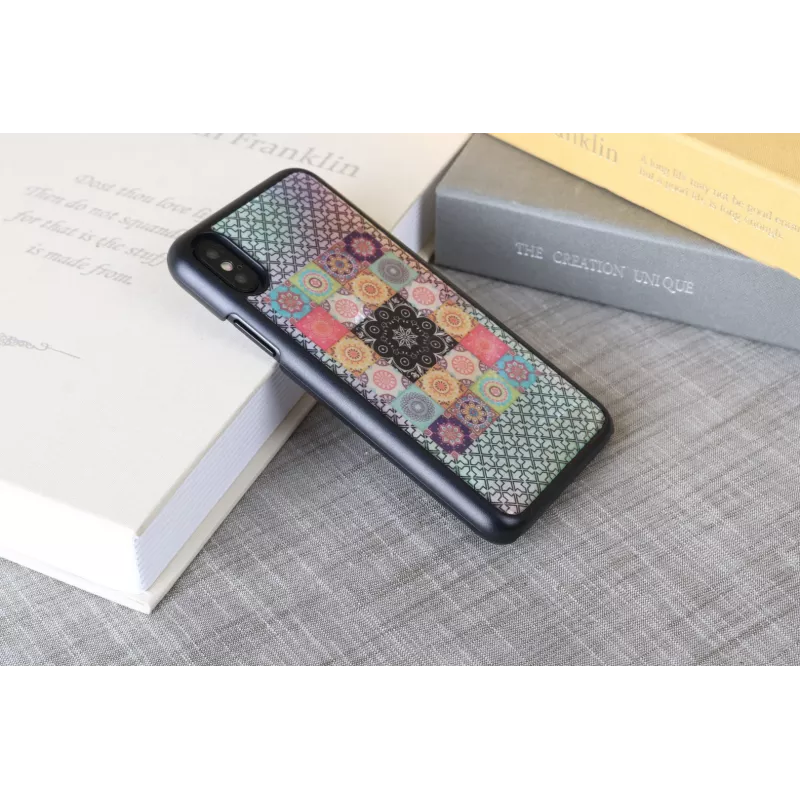 Etui na smartfona iKins do iPhone XS / XS S — wzór Flower Garden, czarne