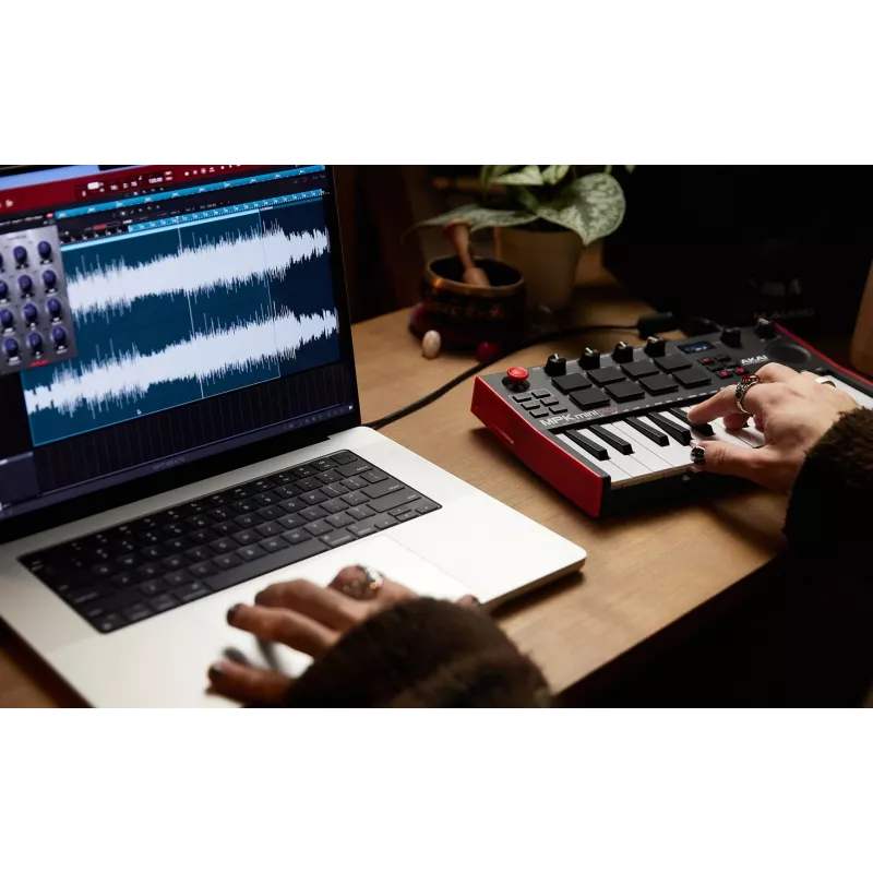 MIDI klawiatura Akai MPK Mini Play Mk3 25 keys USB Czarny czerwony