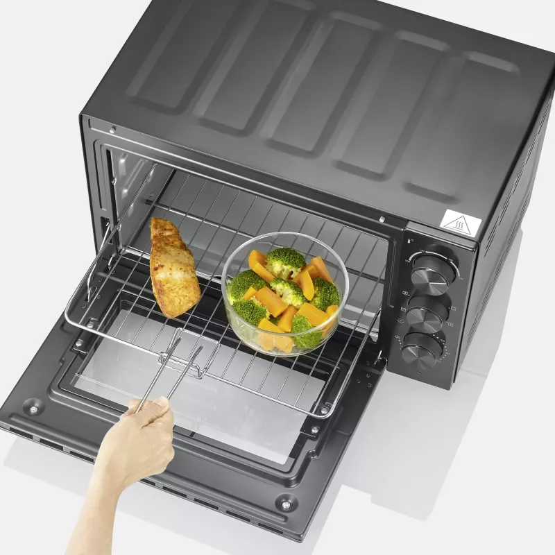 Mini piekarnik SEVERIN TO 2075 — pojemność 30 L, 1600 W, wolnostojący, czarny, funkcja grilla