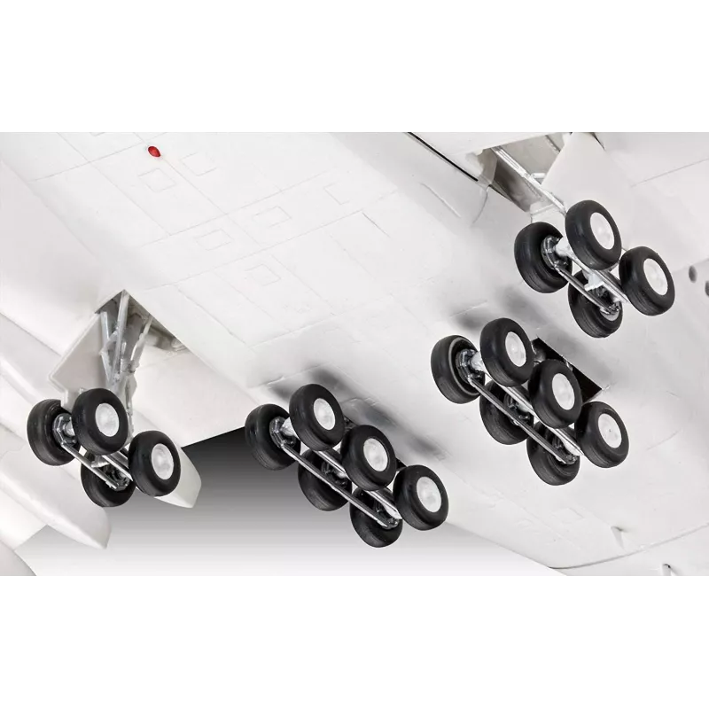Preassembled Model Revell Airbus A380-800 Lufthansa Nowe Malowanie