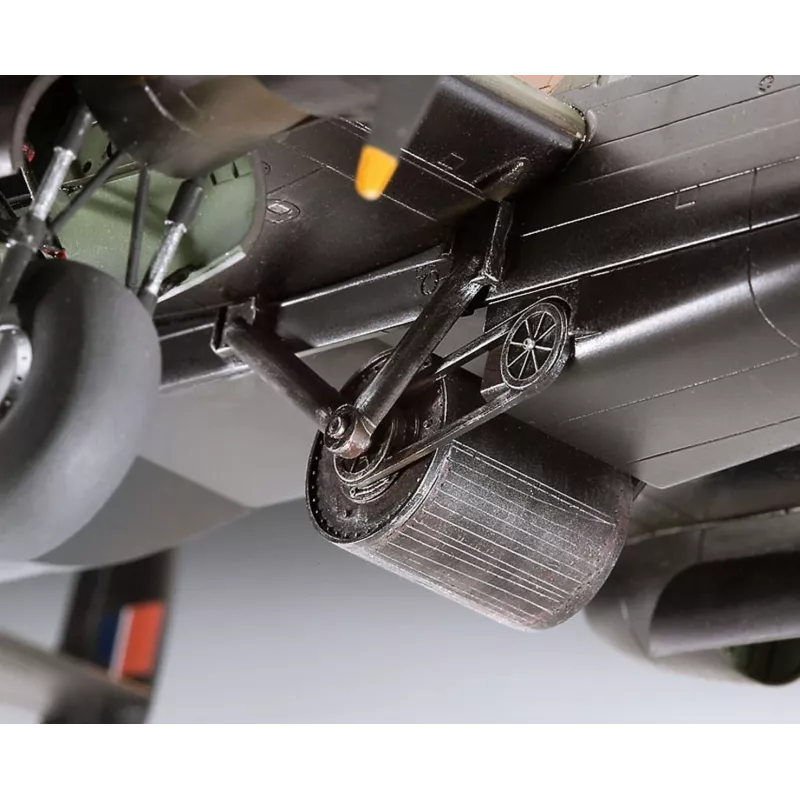 Revell Lancaster B. III Dambusters (04295) 1:72 Skala Samolot Model Plastikowy