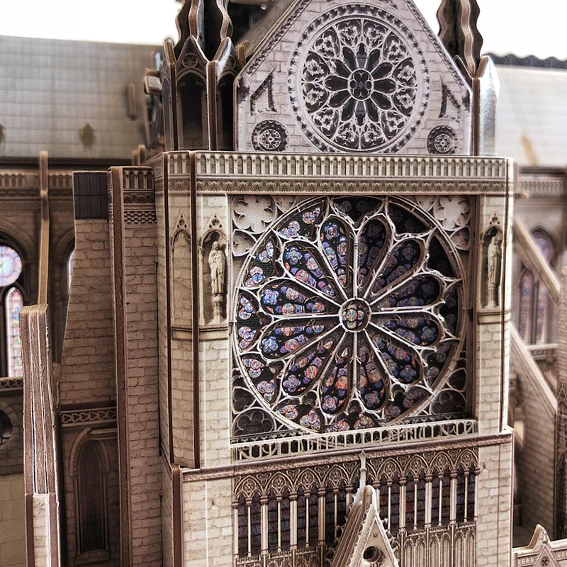 Puzzle 3D CubicFun Notre Dame, 293 elementy, model katedry w skali