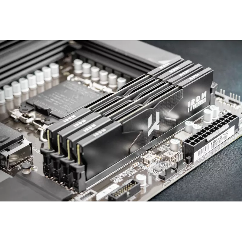 GOODRAM IRDM 32GB [2x16GB 7400MHz DDR5 CL36 DIMM]