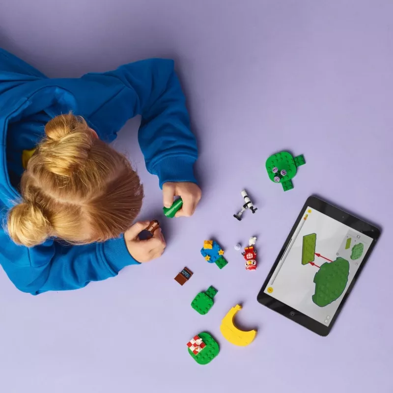 Zabawka konstrukcyjna LEGO Animal Crossing Obserwacja gwiazd z Eufemią zestaw 77053