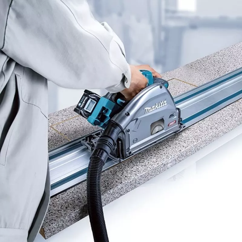 Makita SP001GZ03 40V XGT akumulatorowa pilarka tarczowa zagłębiarka, 165 mm