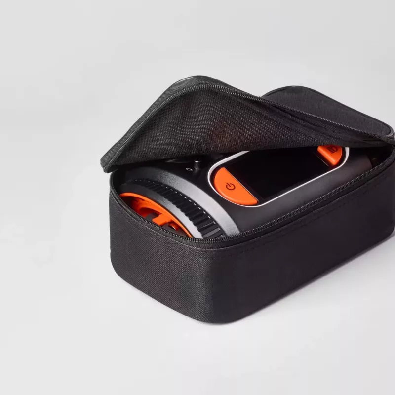 Sprężarka powietrza Osram TyreInflate 2130 — kompaktowy przenośny inflator zasilany baterią 12 V