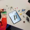 LEGO FORTNITE 77075 Obóz Peely'ego i Sparkpluga