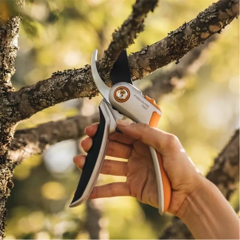 Fiskars 1057168 Plus Metal nożyce ogrodowe Bypass (1057168)
