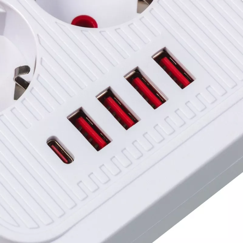 Listwa zasilająca MACLEAN MCE389 W — 6 gniazd, 4×USB-A, 1×USB-C, 2500 W, 110–240 V, przewód 1,5 m, biały