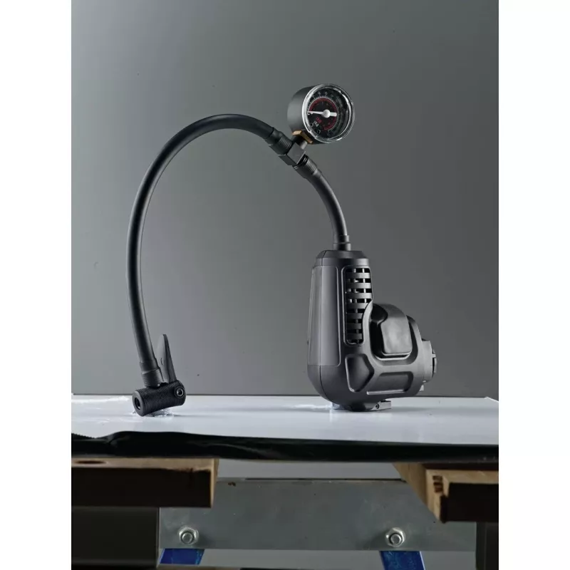Oscylacyjne narzędzie wielofunkcyjne Black & Decker MT218K-QW Czarno-Pomarańczowe 8500 OPM