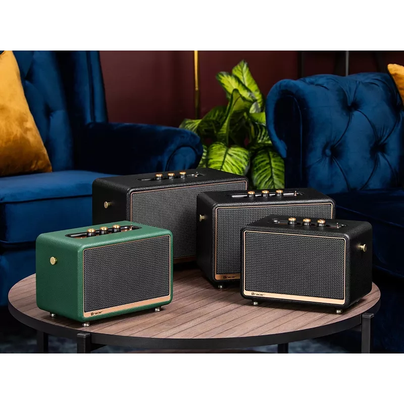 Przenośny głośnik stereo TRACER M45 Czarny — Bluetooth 5.0, 45 W RMS, radio FM, wbudowany mikrofon, zasilany bateriami
