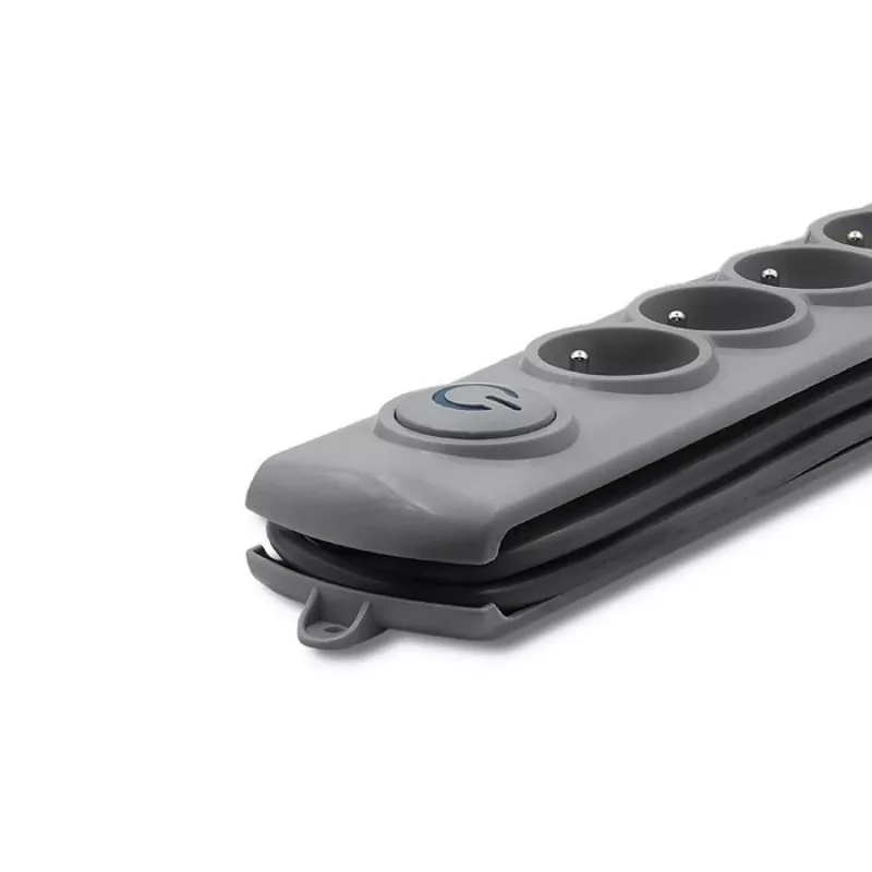 Listwa przeciwprzepięciowa QOLTEC 50199 — 6 gniazd, kabel 5 m