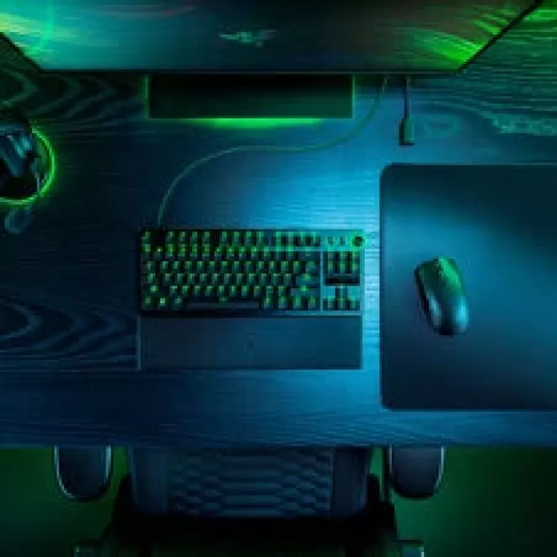Zestaw mysz gamingowa i podkładka Razer Viper V3 Pro + Gigantus M, czarny