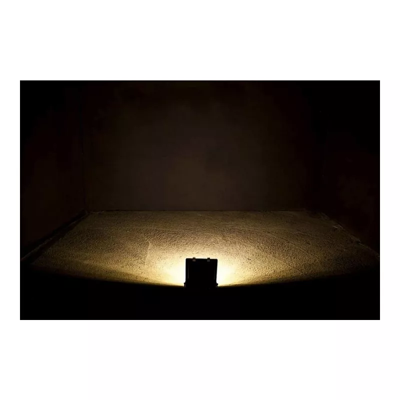 Reflektor LED zewnętrzny do obiektów 20W neutralna biel