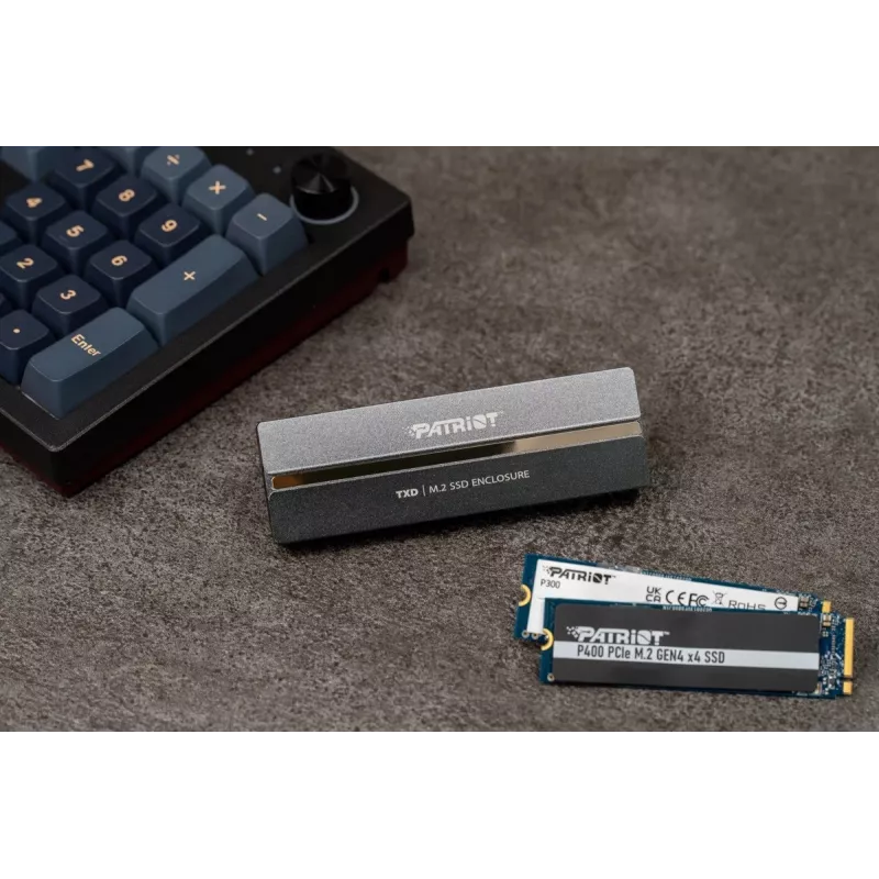Zewnętrzna obudowa NVMe M.2 PCIe SSD PATRIOT PV810UPNGM — USB-C 3.2 Gen 2, obsługa 2230/2242/2260/2280, do 8 TB, aluminiowa, szara