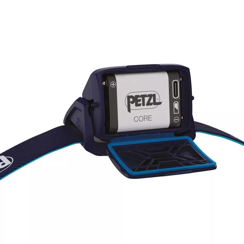 Latarka na opaskę Petzl Actik Core niebieski LED 100 lm USB ładowalna