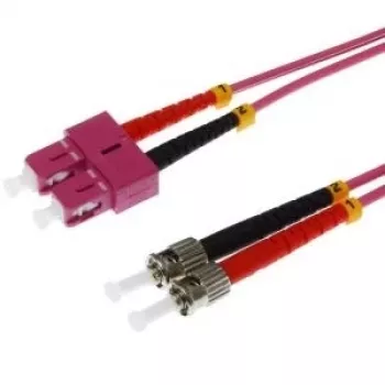 Światłowodowy kabel Helos 3m OM4 SC/ST