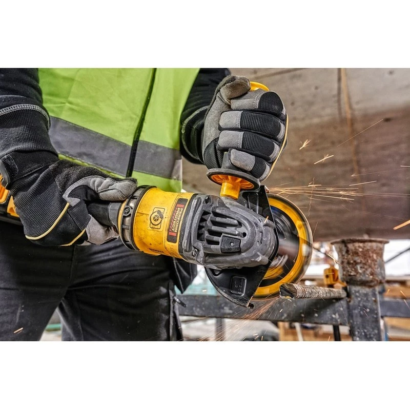 Szlifierka taśmowa DeWALT DCG418NT-XJ