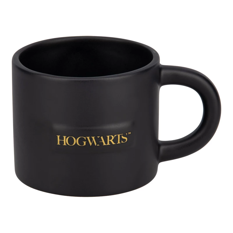Kubek ceramiczny Paladone Hogwarts Crest Embossed – wytłoczony herb Hogwartu, standardowa pojemność 330–400 ml