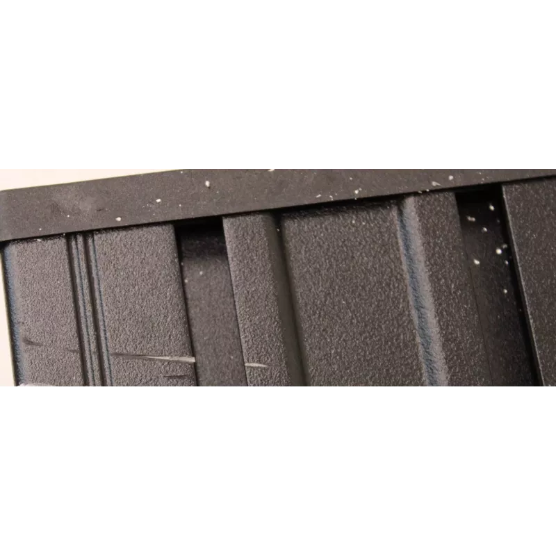 Listwa montażowa EDBAK Menu Board Mount VWMB2200, 2200 mm, udźwig 200 kg, czarna — uszkodzone opakowanie