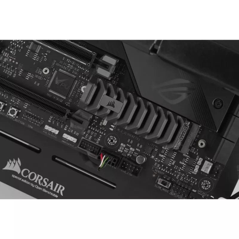 Dysk SSD Corsair 2 TB M.2 PCI Express 4.0 MP600 PRO XT