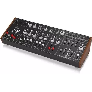 Syntezator analogowy Behringer CAT, 37 klawiszy, monofoniczny — 37-klawiszowy monofoniczny syntezator analogowy